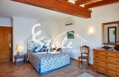 Resale - Villa - Port d'Andratx - Andratx