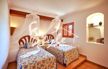 Resale - Villa - Port d'Andratx - Andratx