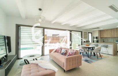 Resale - Villa - Villamartin, Orihuela Costa - Villamartin Golf