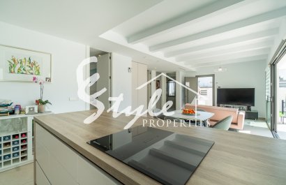 Resale - Villa - Villamartin, Orihuela Costa - Villamartin Golf