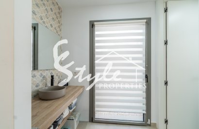 Resale - Villa - Villamartin, Orihuela Costa - Villamartin Golf