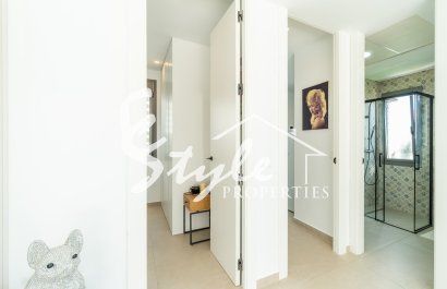 Resale - Villa - Villamartin, Orihuela Costa - Villamartin Golf