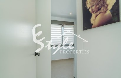 Resale - Villa - Villamartin, Orihuela Costa - Villamartin Golf