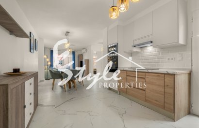 Resale - Apartamento - Torrevieja - Playa de el cura