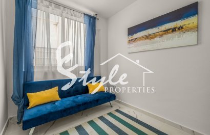 Resale - Apartamento - Torrevieja - Playa de el cura