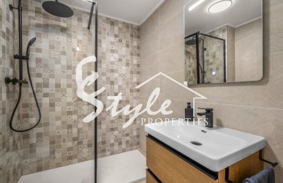 Resale - Apartamento - Torrevieja - Playa de el cura