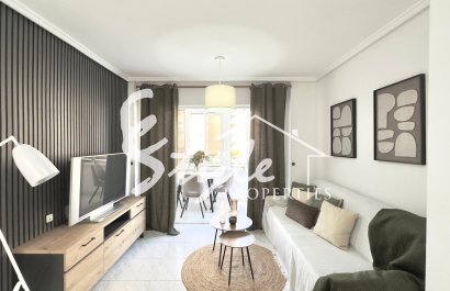 Modern Renovated Apartment in Nueva Torrevieja with Pool & Glazed Terrace. ID2787