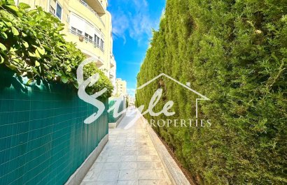 Resale - Apartamento - Torrevieja