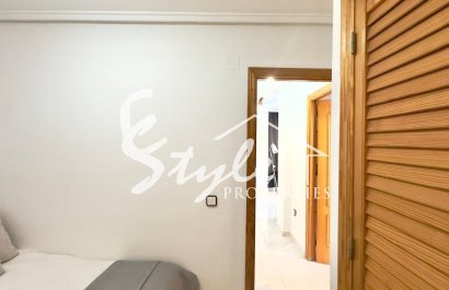 Resale - Apartamento - Torrevieja