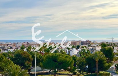 Resale - Apartamento - Torrevieja