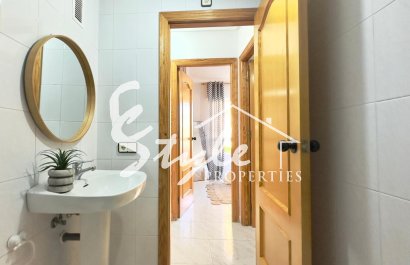 Resale - Apartamento - Torrevieja