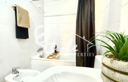 Resale - Apartamento - Torrevieja