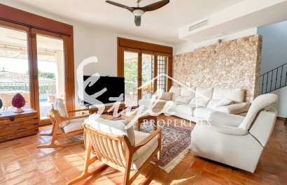 Resale - Villa - Campoamor