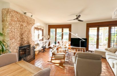 Resale - Villa - Campoamor