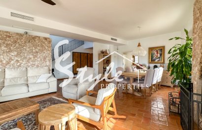 Resale - Villa - Campoamor