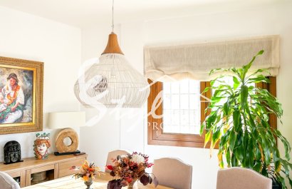 Resale - Villa - Campoamor