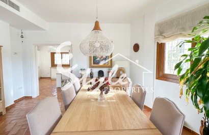 Resale - Villa - Campoamor