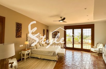 Resale - Villa - Campoamor