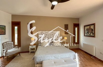 Resale - Villa - Campoamor