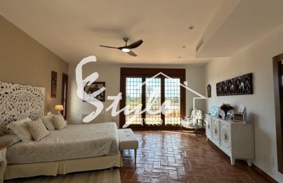 Resale - Villa - Campoamor