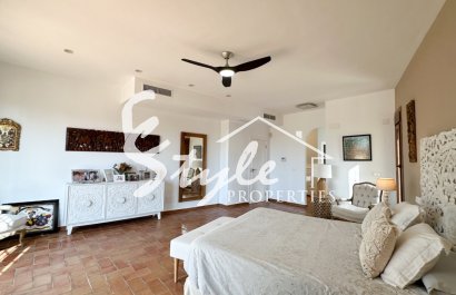 Resale - Villa - Campoamor