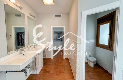 Resale - Villa - Campoamor