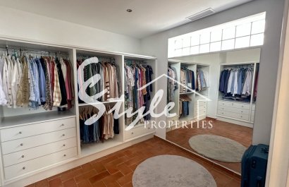 Resale - Villa - Campoamor