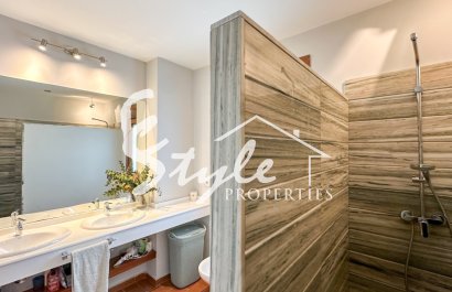 Resale - Villa - Campoamor