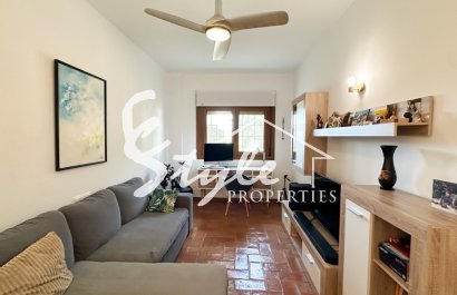 Resale - Villa - Campoamor