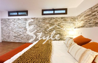 Resale - Villa - Campoamor