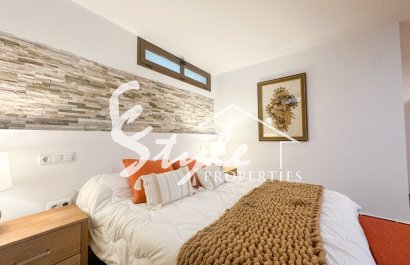 Resale - Villa - Campoamor