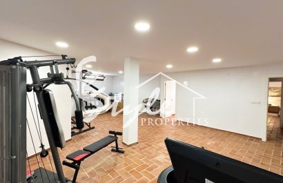 Resale - Villa - Campoamor