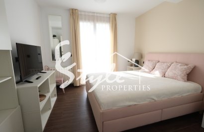 Resale - Villa - Cabo Roig