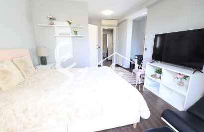 Resale - Villa - Cabo Roig