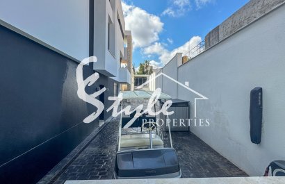 Resale - Villa - Villamartin, Orihuela Costa - Villamartin