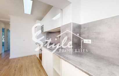 Resale - Apartamento - Villamartin, Orihuela Costa