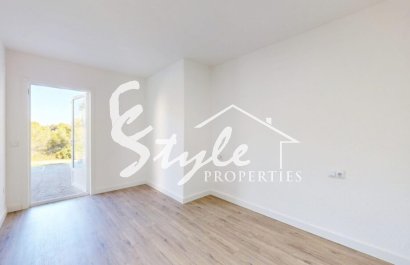 Resale - Apartamento - Villamartin, Orihuela Costa