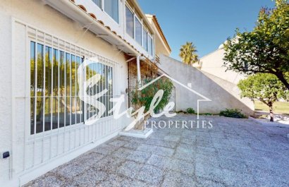 Resale - Apartamento - Villamartin, Orihuela Costa