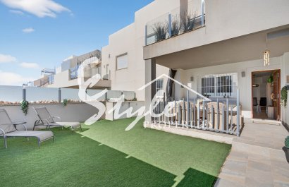 Resale - Apartamento - Torrevieja - Aguas Nuevas