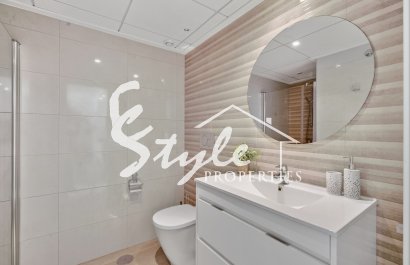 Resale - Apartamento - Torrevieja - Aguas Nuevas