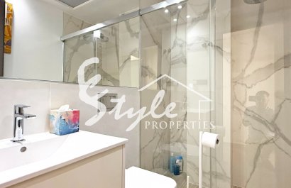 Resale - Villa - Orihuela-Costa - Villamartin