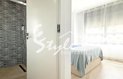 Resale - Villa - Orihuela-Costa - Villamartin