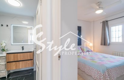 Resale - Villa - Orihuela-Costa - Zeniamar-Horizonte-La Campana