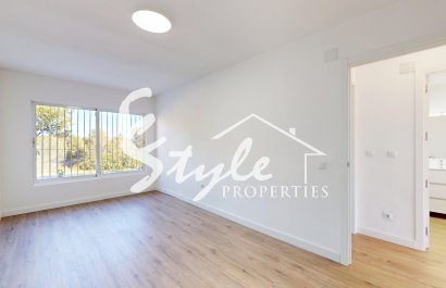 Resale - Apartamento - Orihuela-Costa - Villamartin