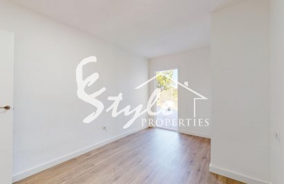 Resale - Apartamento - Orihuela-Costa - Villamartin