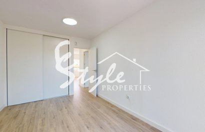 Resale - Apartamento - Orihuela-Costa - Villamartin