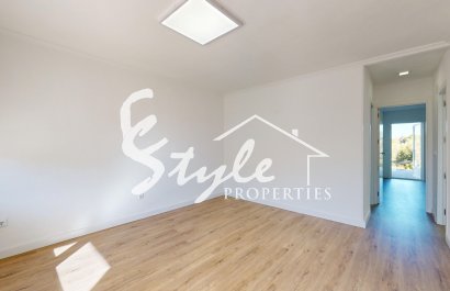 Resale - Apartamento - Orihuela-Costa - Villamartin