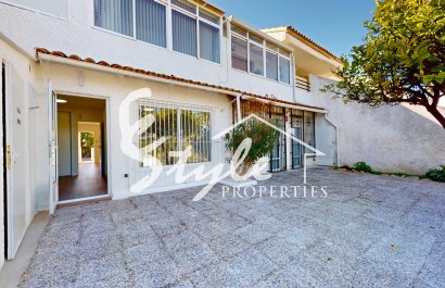 Resale - Apartamento - Orihuela-Costa - Villamartin