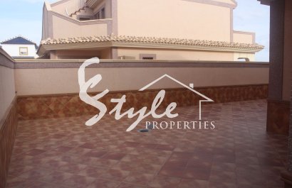 Nuevo - Adosado - Torrevieja