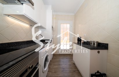 Resale - Villa - Playa Flamenca - Sportcentre